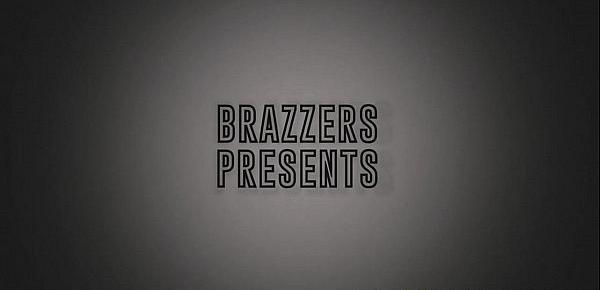  Brazzers - (Cindy Starfall)(Buddy Hollywood) -The Janitors Closet